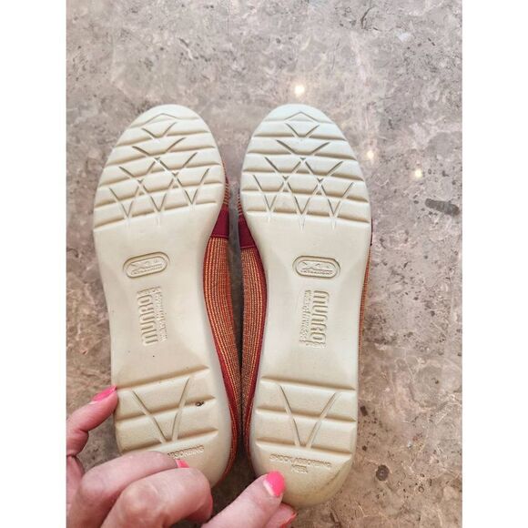 Munro Bonita Striped Art comfort slip on size 9 - Picture 2 of 5